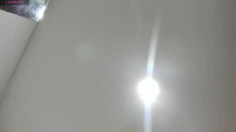 Snapshot of katitahotcam_ass chatting on 10.15.25 katita online show from 10.15.25