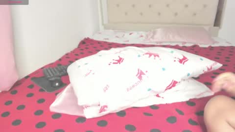 Snapshot of katitaluxury_hot chatting on 05.05.26 katitaluxury_hot online show from 05.05.26