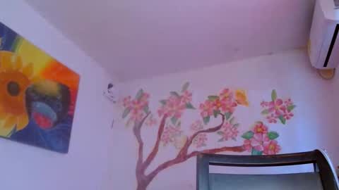 Snapshot of katiusca_horny2 chatting on 06.08.26 katiusca_horny2 online show from 06.08.26