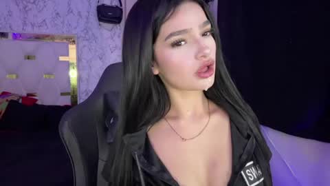 Katleen. online show from 04.14.26