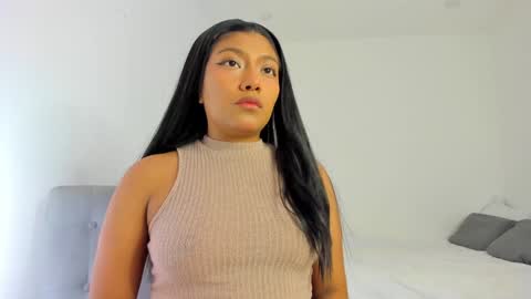 Follow me on instagram and twitter as correaktnees online show from 02.04.25