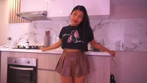 Follow me on instagram and twitter as correaktnees online show from 02.10.26