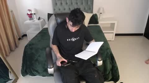 Katnia and Marcuz online show from 12.22.24