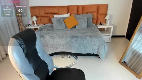 Katnia and Marcuz online show from 10.08.25