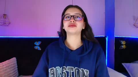 .... Katniss .... online show from 04.03.26