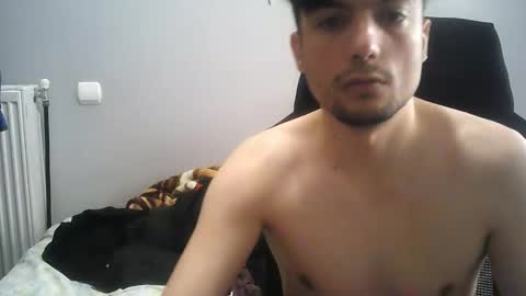 Snapshot of katraxhas chatting on 04.13.26 EMO online show from 04.13.26