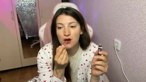 Snapshot of katrin_kristal chatting on 04.29.26 naked in pvt show 100 tk online show from 04.29.26