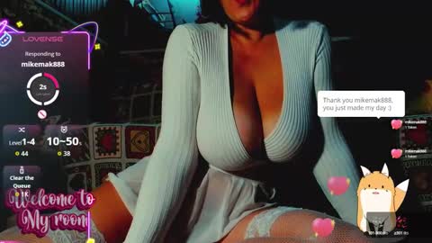 Snapshot of katrinedenev chatting on 09.15.25 KatrineDenev online show from 09.15.25