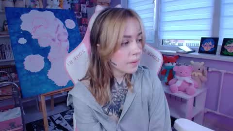 Snapshot of katrinwaifu chatting on 09.24.25 Katrin online show from 09.24.25