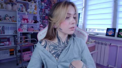 Snapshot of katrinwaifu chatting on 10.05.25 Katrin online show from 10.05.25