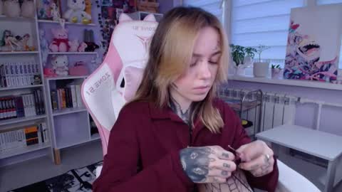 Snapshot of katrinwaifu chatting on 10.16.25 Katrin online show from 10.16.25