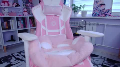 Snapshot of katrinwaifu chatting on 10.23.25 Katrin online show from 10.23.25