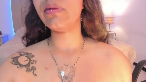 Snapshot of katta_ossa chatting on 02.21.25 katta_ossa online show from 02.21.25