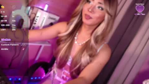 Snapshot of kattiecurrent chatting on 07.09.26 Saisy online show from 07.09.26