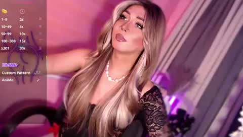 Snapshot of kattiecurrent chatting on 07.17.26 Saisy online show from 07.17.26