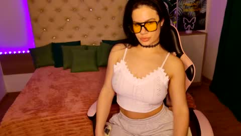 KattieSims online show from 03.07.25