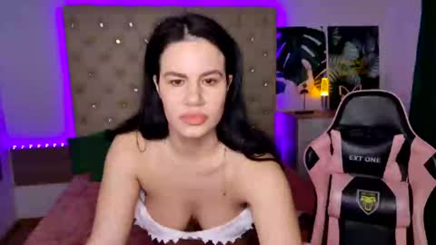 KattieSims online show from 03.08.25