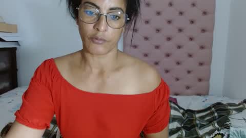 Snapshot of kattleyagray chatting on 03.07.25 KattleyaGrey online show from 03.07.25