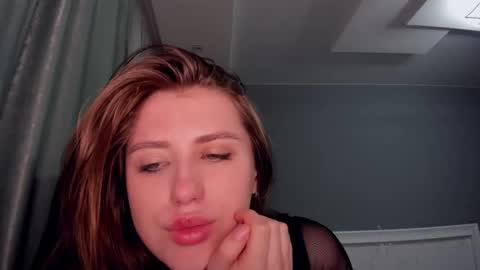 Snapshot of katty4sue chatting on 03.06.25 Katty4Sue online show from 03.06.25