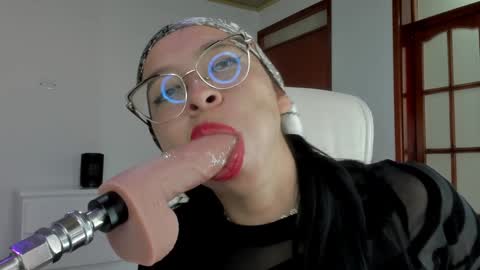 Katty online show from 01.14.25