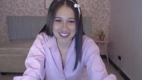 Snapshot of katty_s_ch chatting on 09.23.25 Katherin Suarez online show from 09.23.25