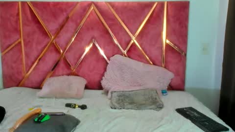 katty sanz1 online show from 10.19.25