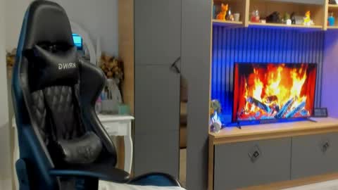 Katy online show from 04.09.26