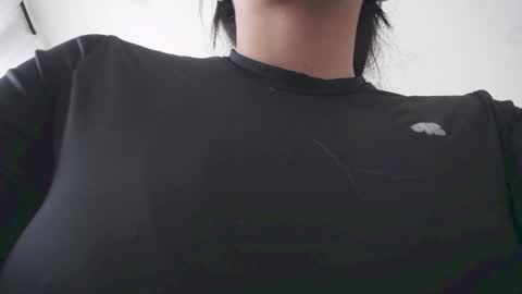  K a t  y  online show from 12.15.25