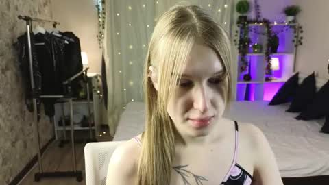 Snapshot of katy_midocalm chatting on 01.18.26 Kate online show from 01.18.26