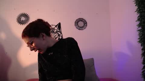 Katy Van online show from 12.13.25