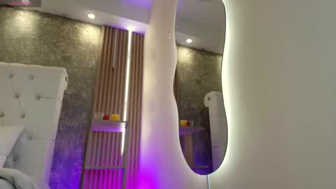 Katy Van online show from 03.14.26