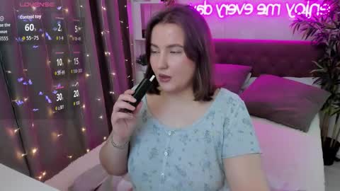 Kate online show from 10.16.25