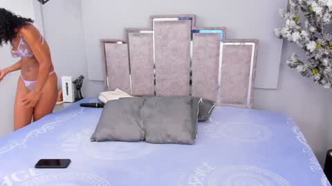 Snapshot of katybrowns chatting on 12.05.24 KATY online show from 12.05.24