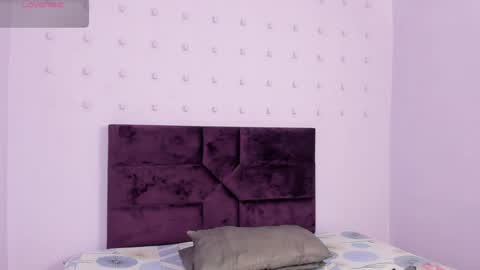 Snapshot of katybrowns chatting on 12.29.24 KATY online show from 12.29.24