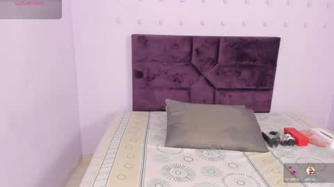 Snapshot of katybrowns chatting on 12.30.24 KATY online show from 12.30.24