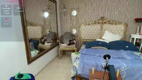 Snapshot of katybrowns chatting on 10.02.25 KATY online show from 10.02.25