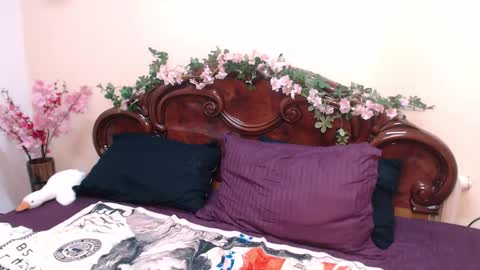 Snapshot of katydoll_ chatting on 03.12.25 Katy online show from 03.12.25