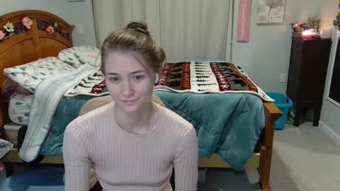 Snapshot of katynowhere chatting on 02.23.25 Katy online show from 02.23.25