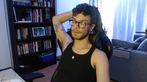 Snapshot of kausaustralys chatting on 11.03.25 Nico M online show from 11.03.25