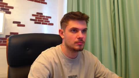 Snapshot of kavinakul chatting on 02.25.25 KavinAkul online show from 02.25.25