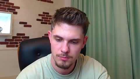 Snapshot of kavinakul chatting on 03.06.25 KavinAkul online show from 03.06.25