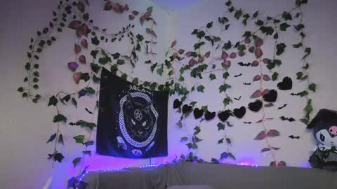 Mia online show from 02.27.26