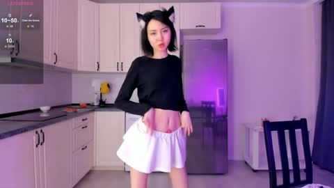 Snapshot of kawai_mai chatting on 05.19.26 mai online show from 05.19.26