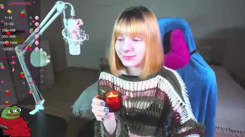 Kira-chan  online show from 01.24.25