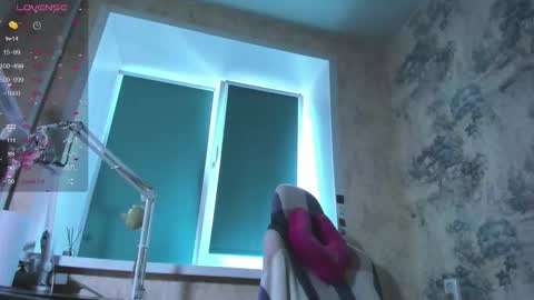 Kira-chan  online show from 09.20.25