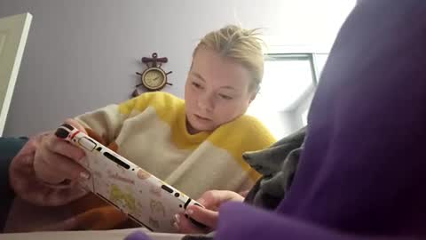 Snapshot of kawaiibelle chatting on 02.27.26 KawaiiBelle online show from 02.27.26