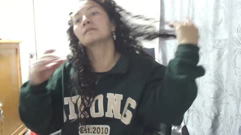  Khawit  online show from 01.18.26