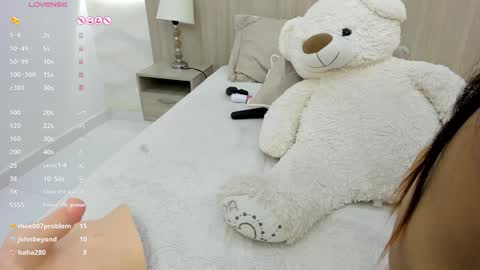   online show from 02.04.25