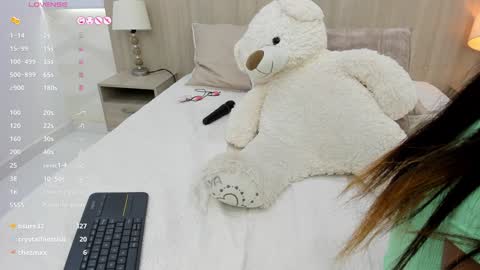   online show from 02.08.25