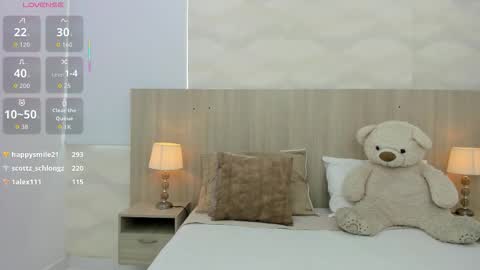   online show from 10.02.25